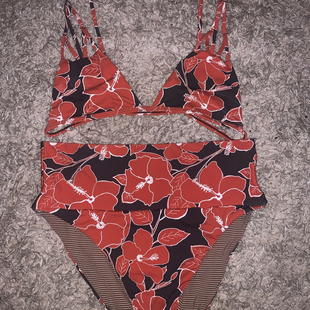 acacia mid pacific set